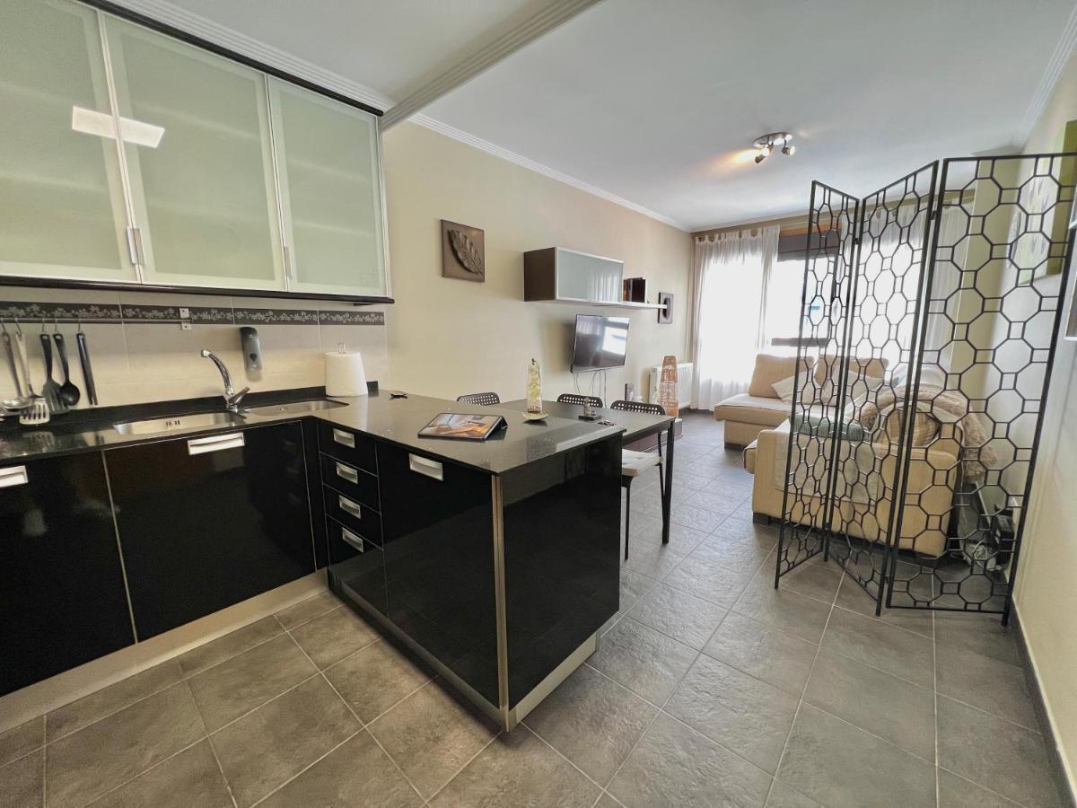 Giralda 2 Appartement Ponteareas Buitenkant foto