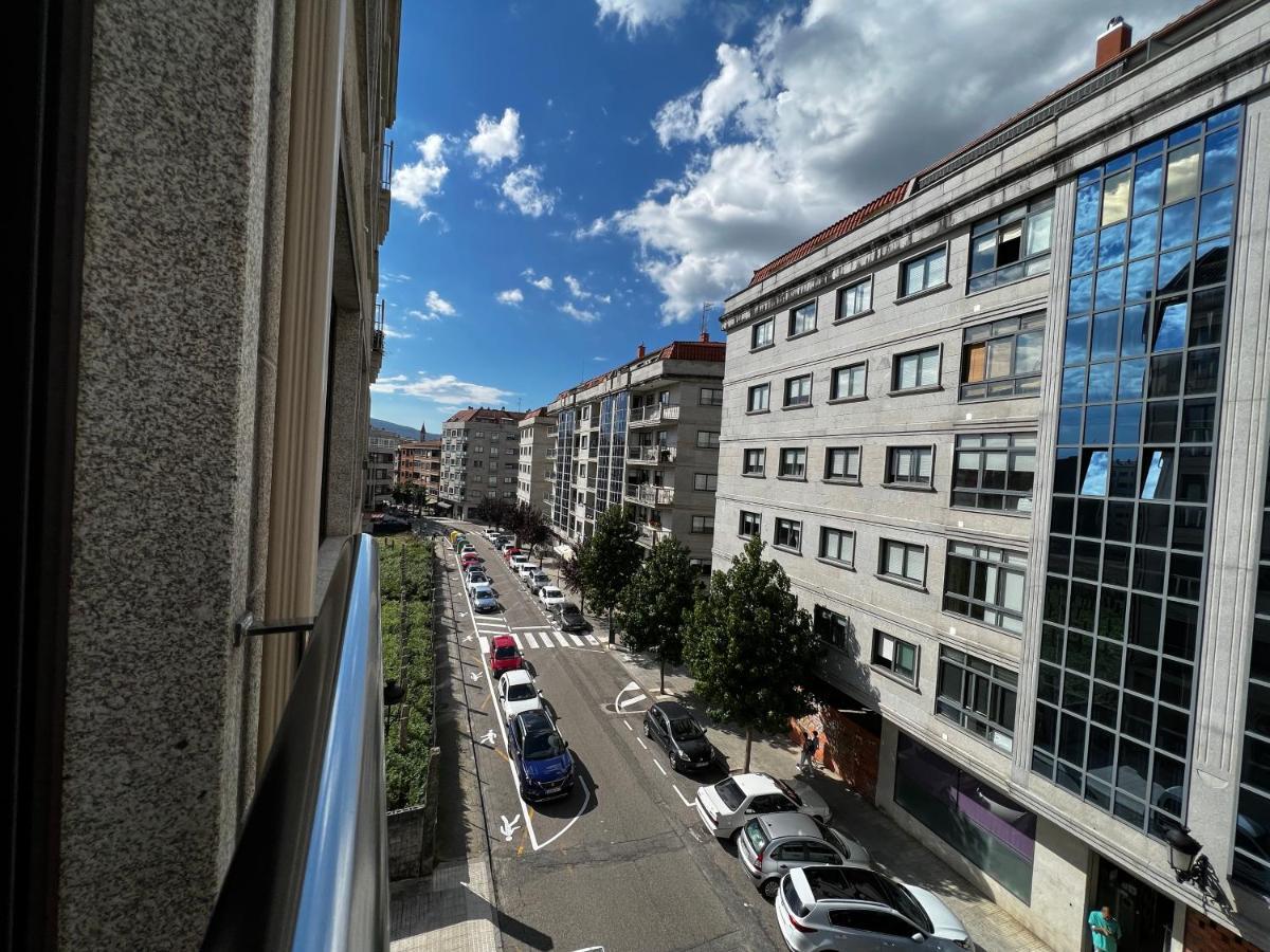 Giralda 2 Appartement Ponteareas Buitenkant foto